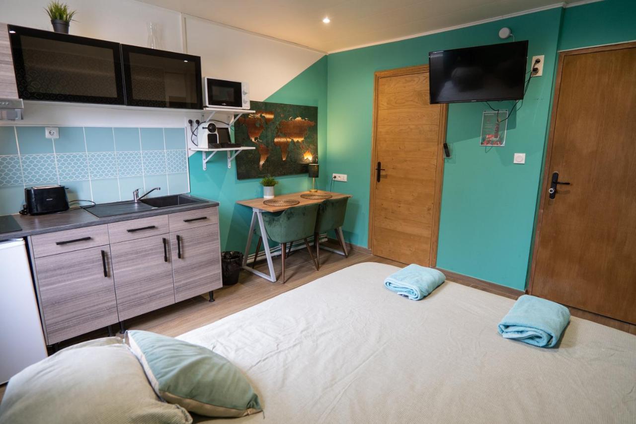 Capstay Color Valenciennes & Netflix Trith-Saint-Leger 外观 照片